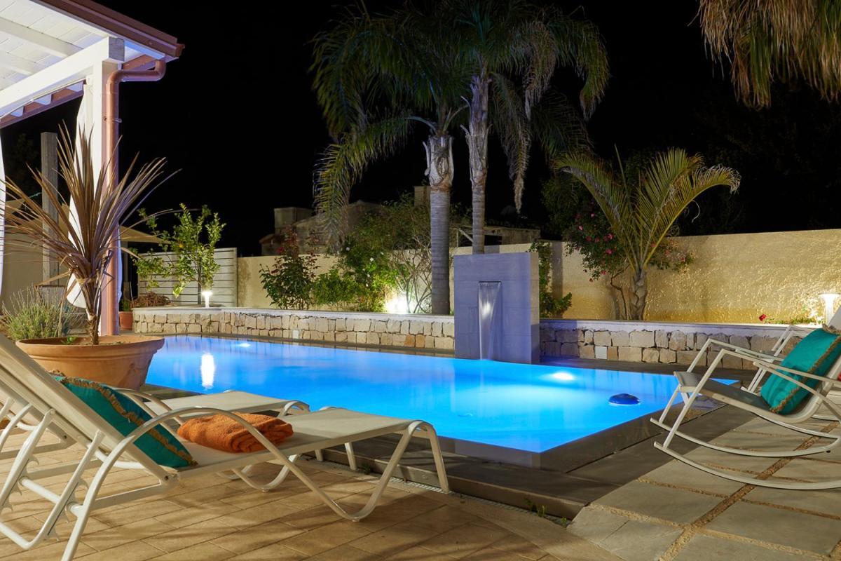 Villa Zamia Con Piscina Santa Maria Del Focallo Dış mekan fotoğraf